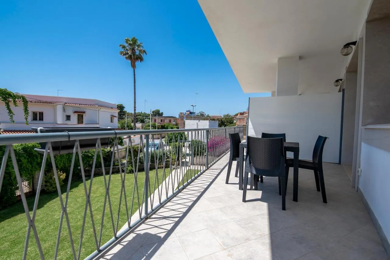 Villa Venera Fontane Bianche Apartment
